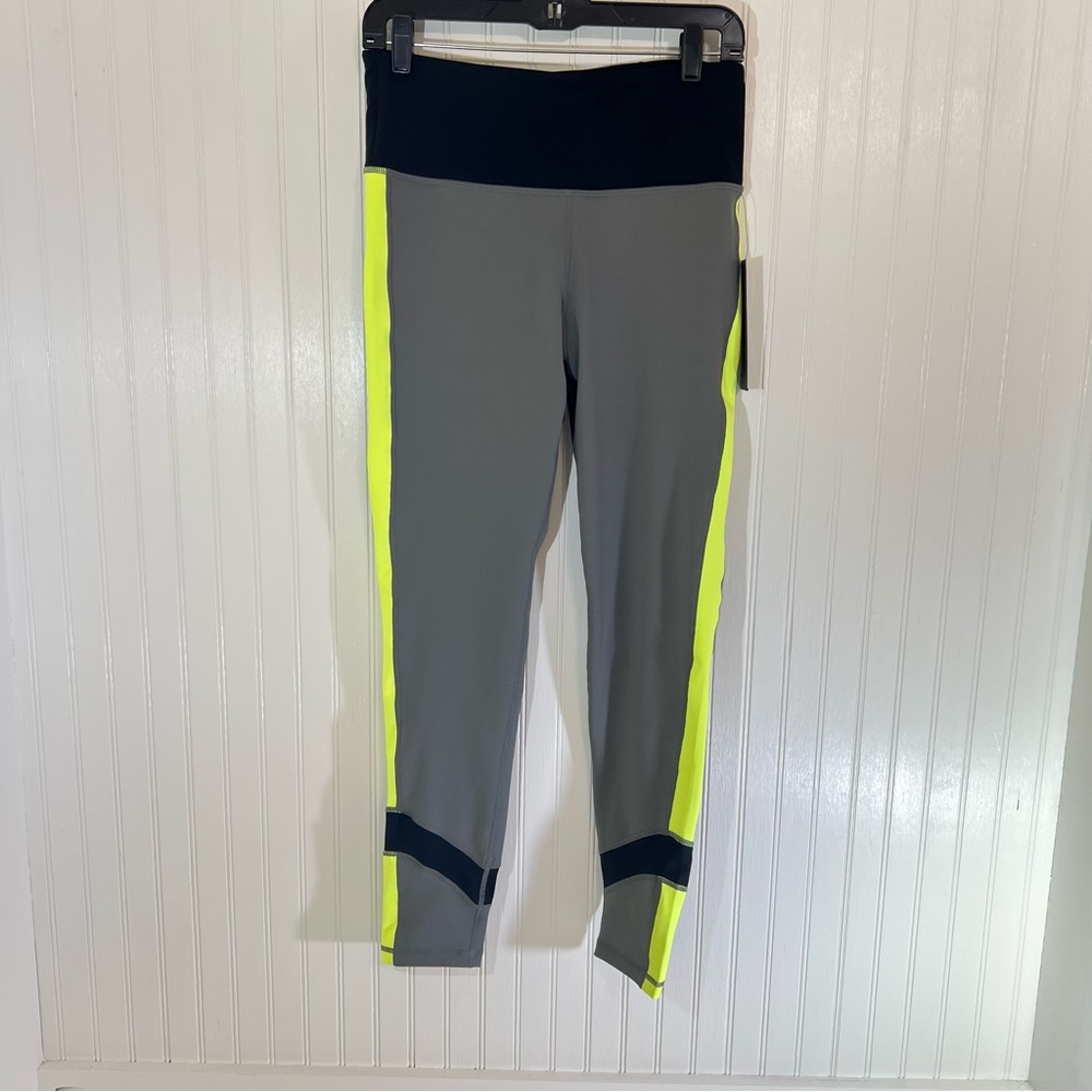 NWT Mono B Women’s Leggings Gray and Neon Yellow w/ Back Zip Pocket Size L